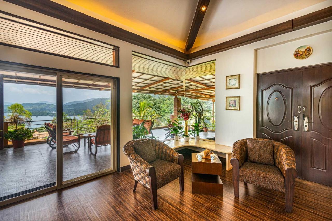 Ekam Lake House By Stayvista With Mountain & Lake Views, Outdoor Jacuzzi, Sauna, Modern Amenities & Kitchen Garden Pune Luaran gambar